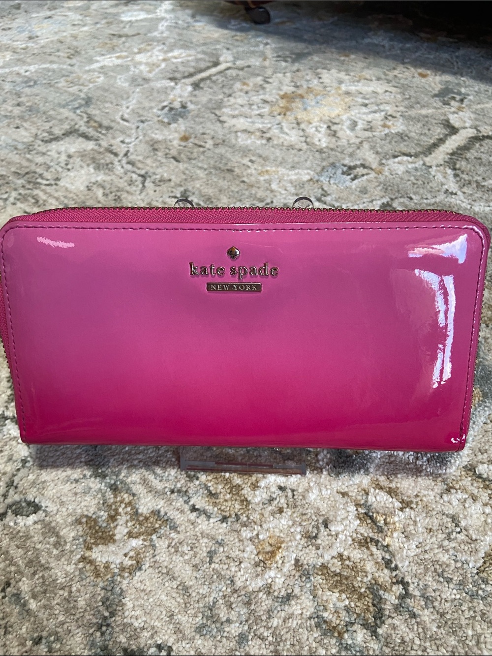 kate spade Cedar Street Patent Nisha Zip Around Wallet (Storybook Lining)